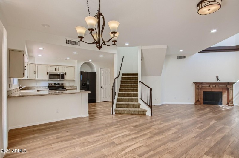 8805 S 51St St 2 Phoenix AZ - Web Qualit