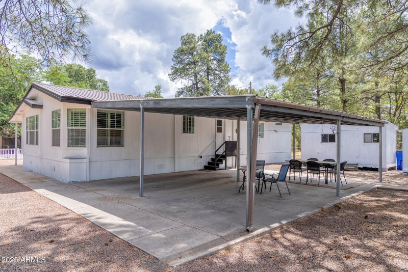 COVERED PATIO