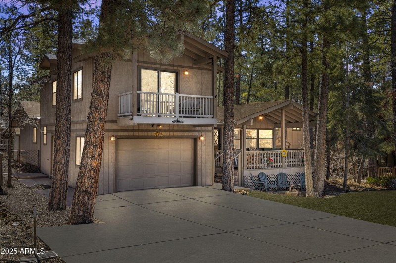 TWILIGHT 1325 E JAGUAR LN 2