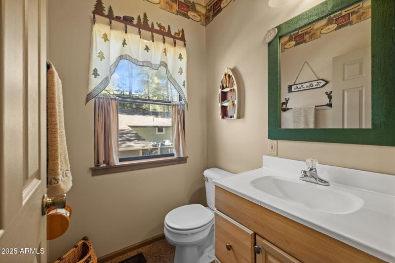 POWDER ROOM 2ND LEVEL