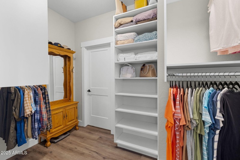 PRIMARYT CLOSET TORREY PINES DR