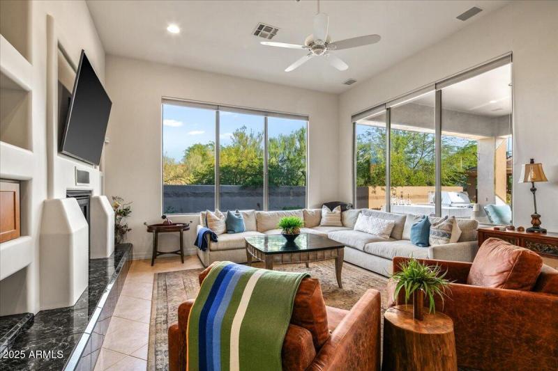 30-Family Room Details