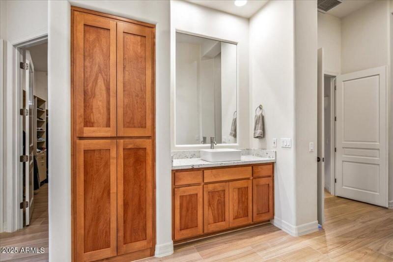 39-Primary Bath ~ Vanity 2