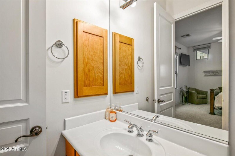 46-Ensuite 2 Bath