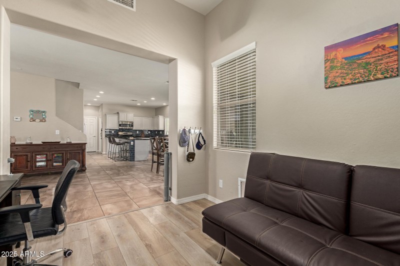 3635 W McCauley CT