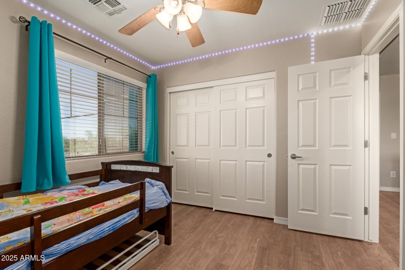 3635 W McCauley CT