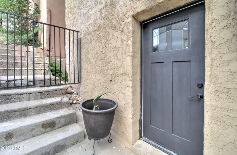 195 Nash Ave-6