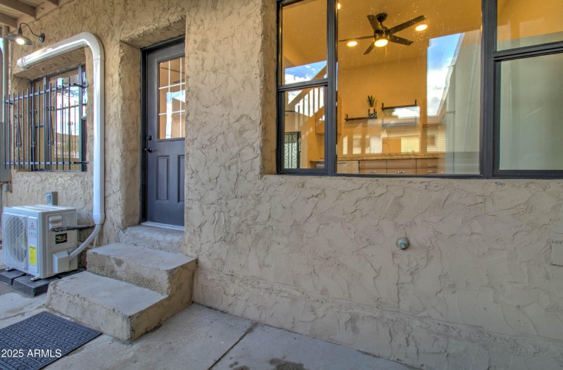 195 Nash Ave-9