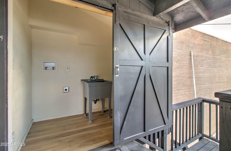 195 Nash Ave-13