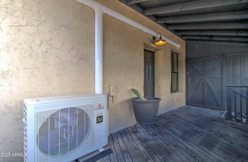 195 Nash Ave-15