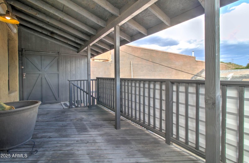 195 Nash Ave-16