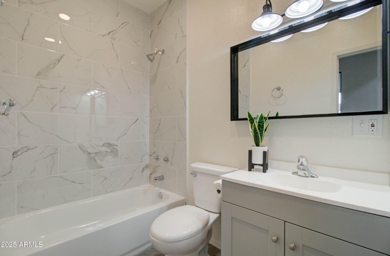 195 Nash Ave-29