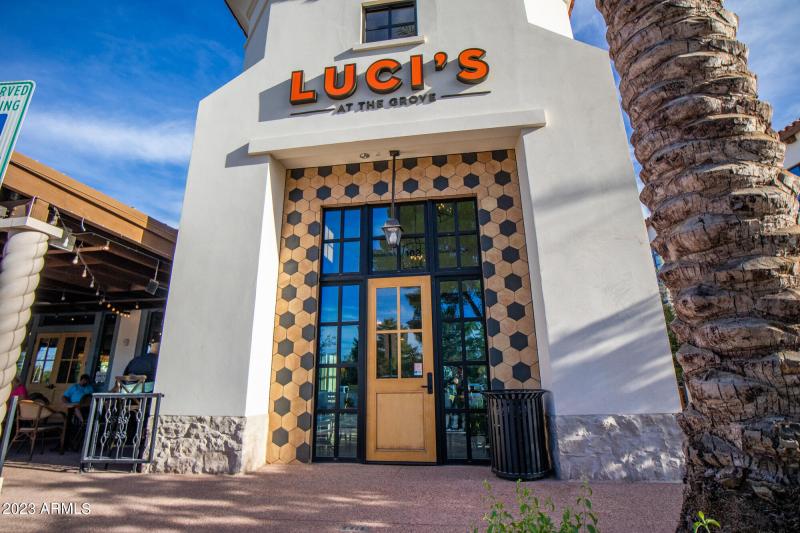 7270 E Loma Ln Lucis