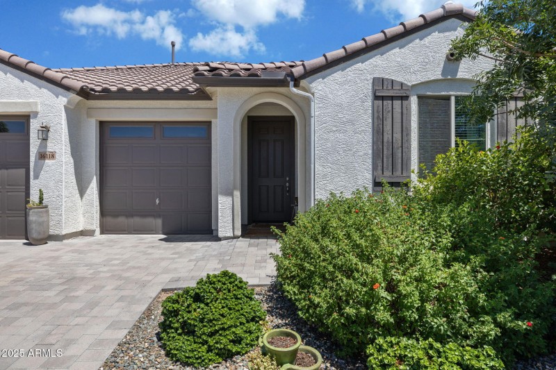 16118 W Desert Hills Dr Surprise - 215