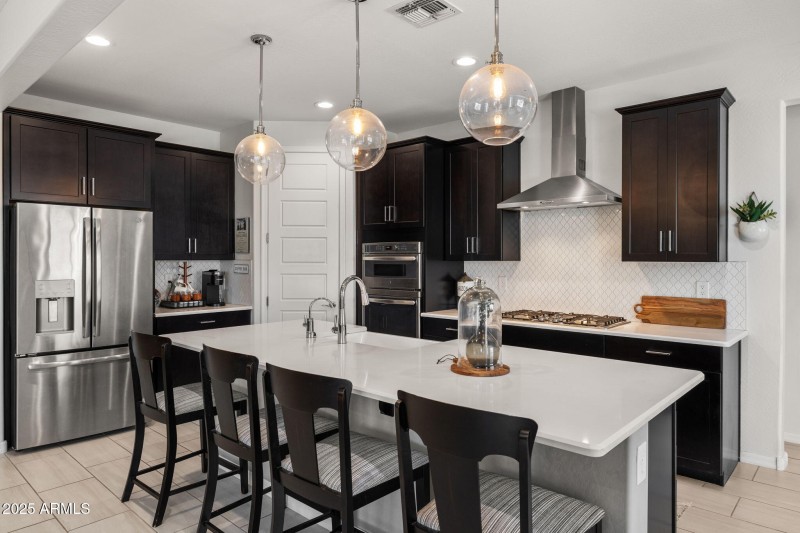 16118 W Desert Hills Dr Surprise - 318