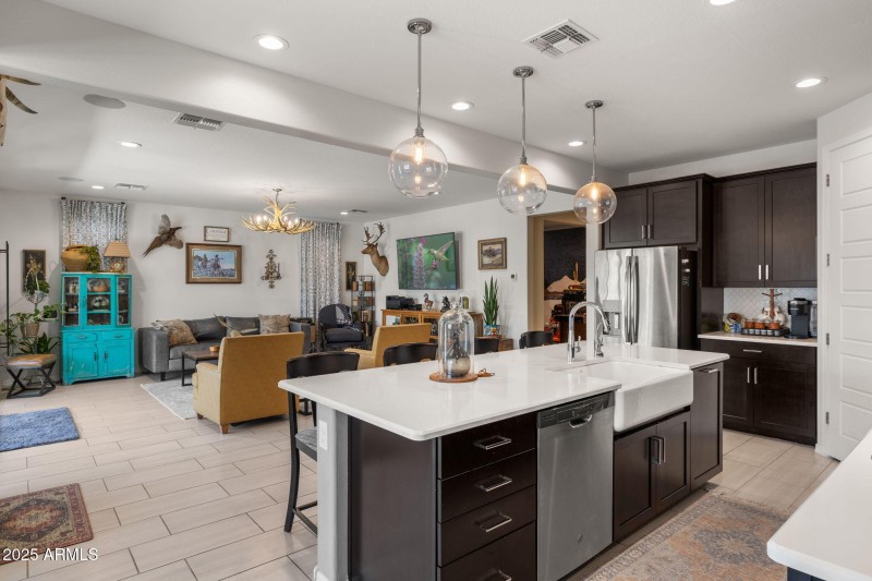 16118 W Desert Hills Dr Surprise - 338