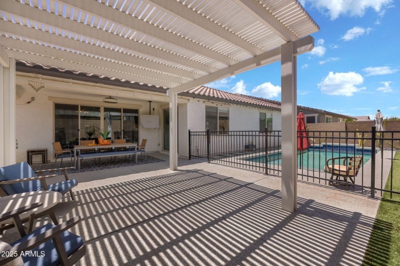 16118 W Desert Hills Dr Surprise - 380