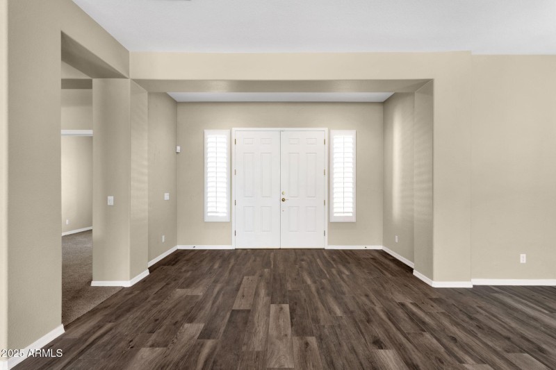 5-web-or-mls-4735-e-azalea-dr