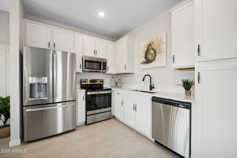 152194_Laveen Place_Carina_Kitchen