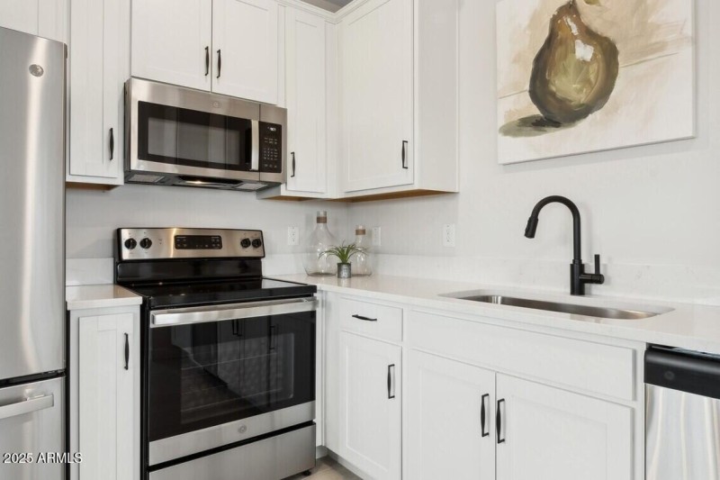 158016_Laveen Place_Carina_Kitchen