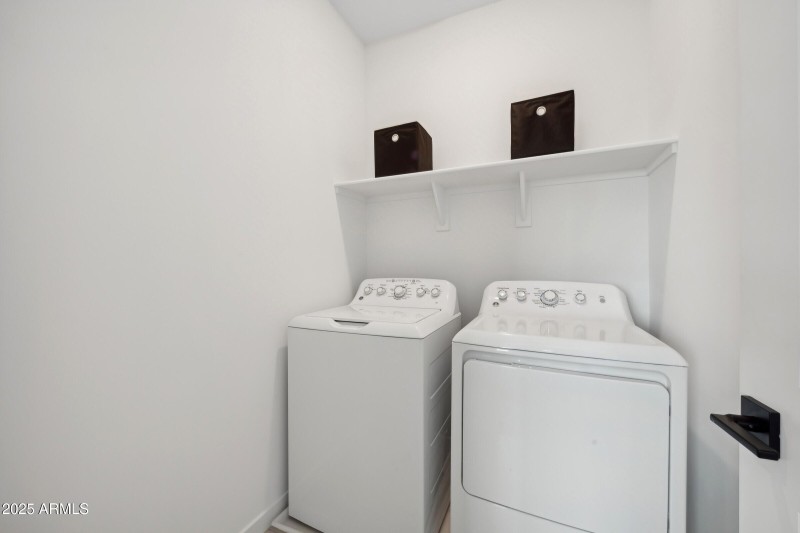 152201_Laveen Place_Carina_Laundry