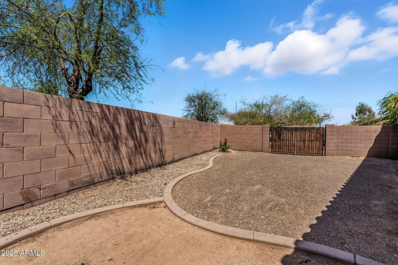 RV Gate
