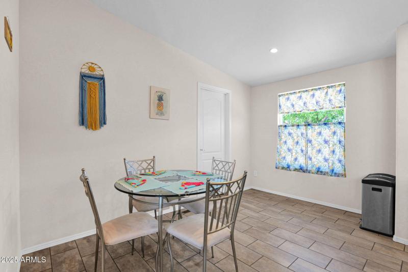 Breakfast Room