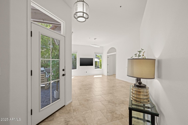 13)FOYER_FORMAL LIVING