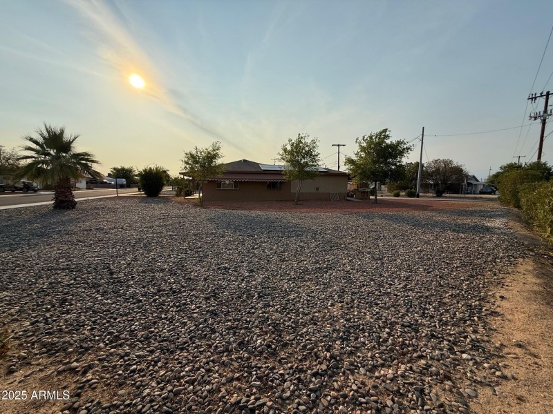 11102 W Indiana Ave (11)