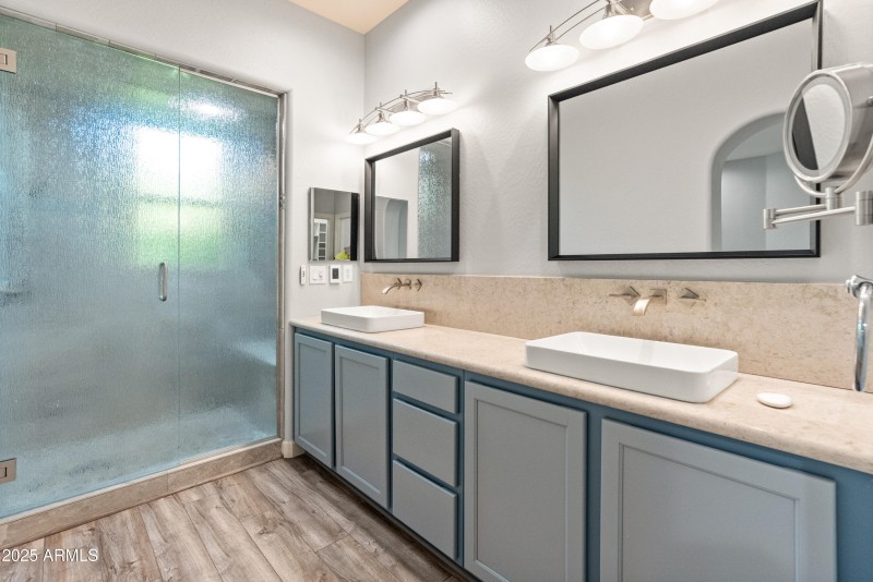 Primary En suite
