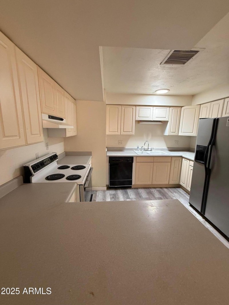 11102 W Indiana Ave (16)