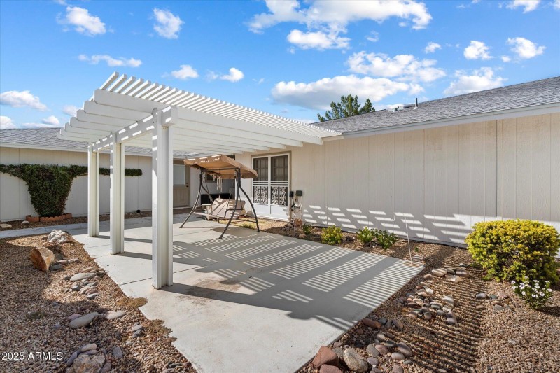 Front private Patio