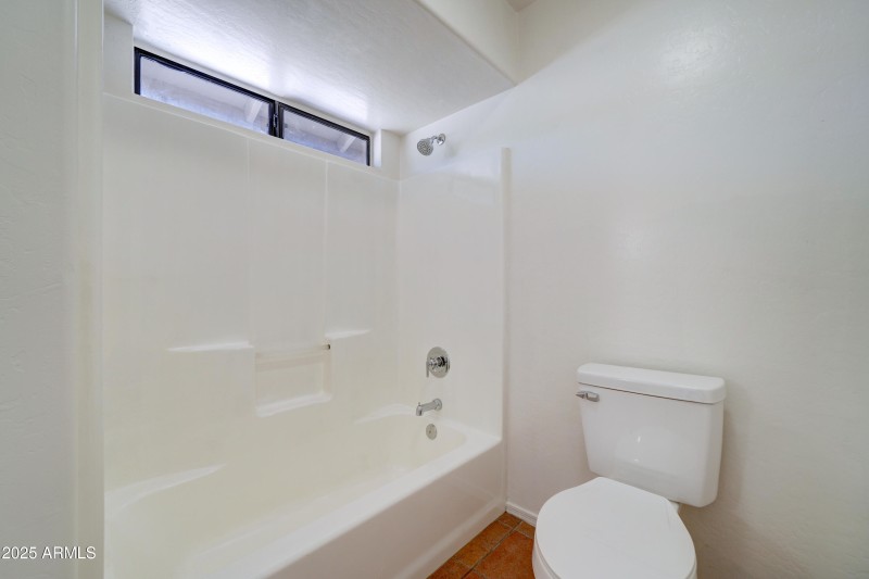 568 E Mesquite-24