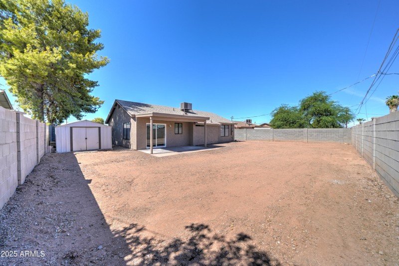 568 E Mesquite-30