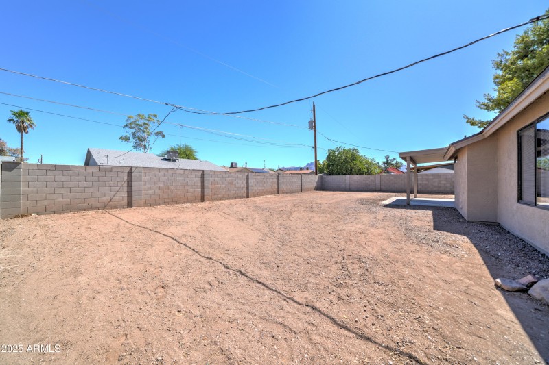568 E Mesquite-35