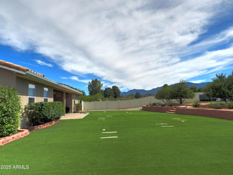 Art Lawn S view 3