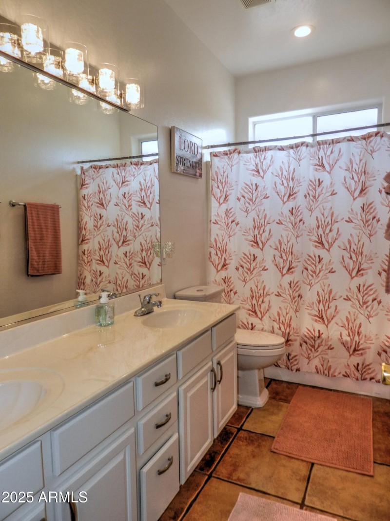 Guest Bath 2