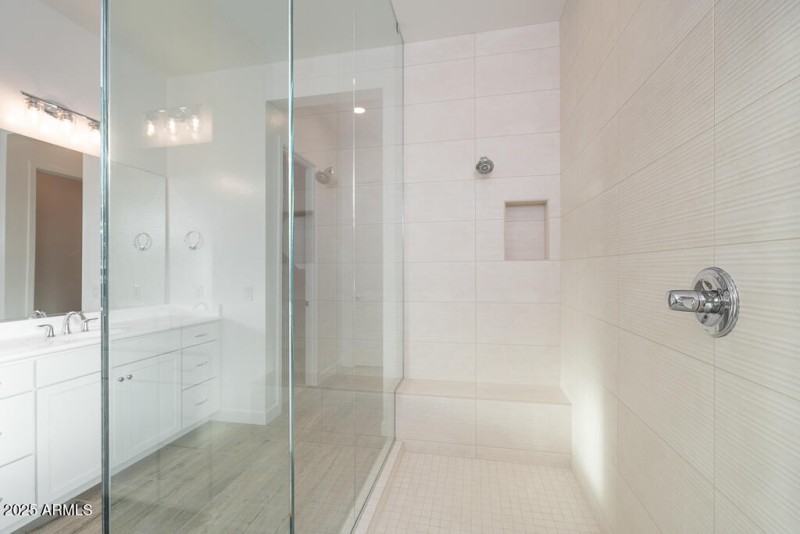 Tri Pointe Soleo 239 - Primary Bath-2MLS