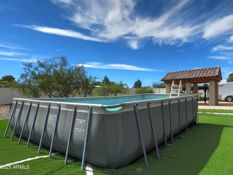 Pool NW