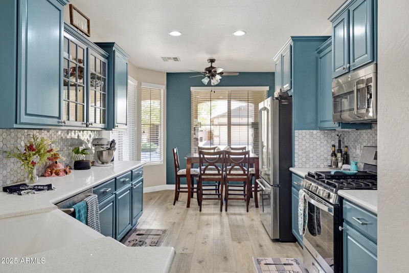 307 W Twin Peaks Pkwy-14