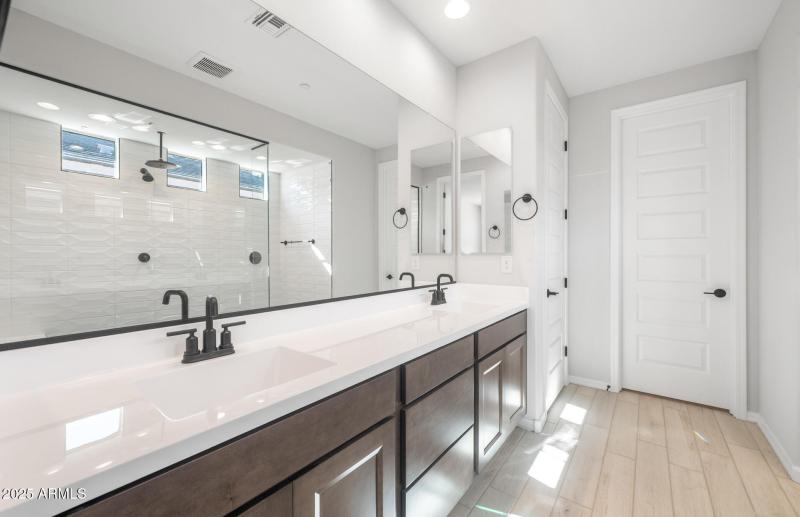 Owner's Bathroom