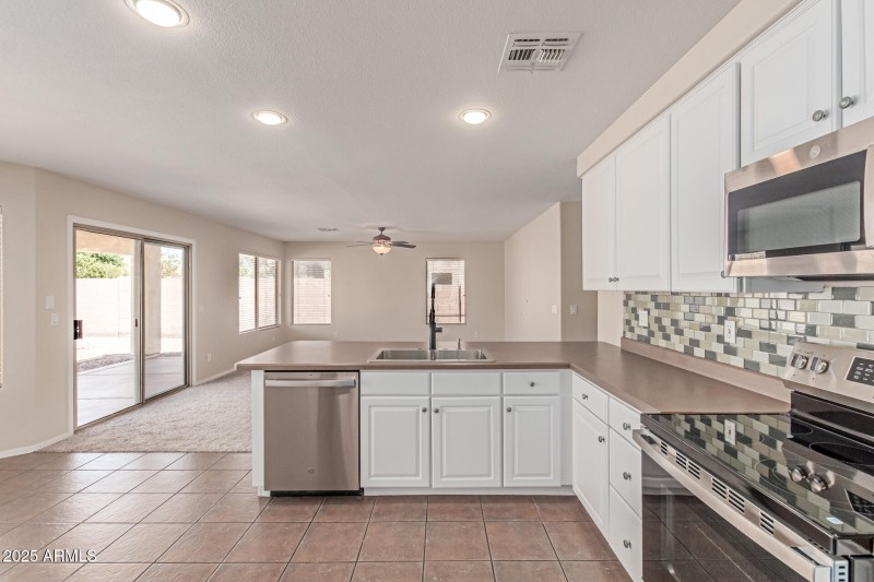 2302 E TORREY PINES PL, Chandler, AZ