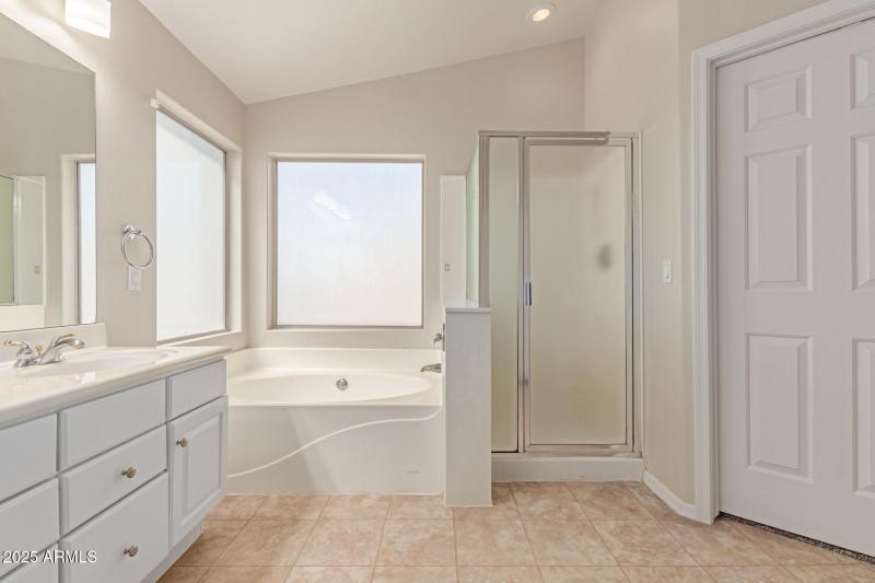 2302 E TORREY PINES PL, Chandler, AZ