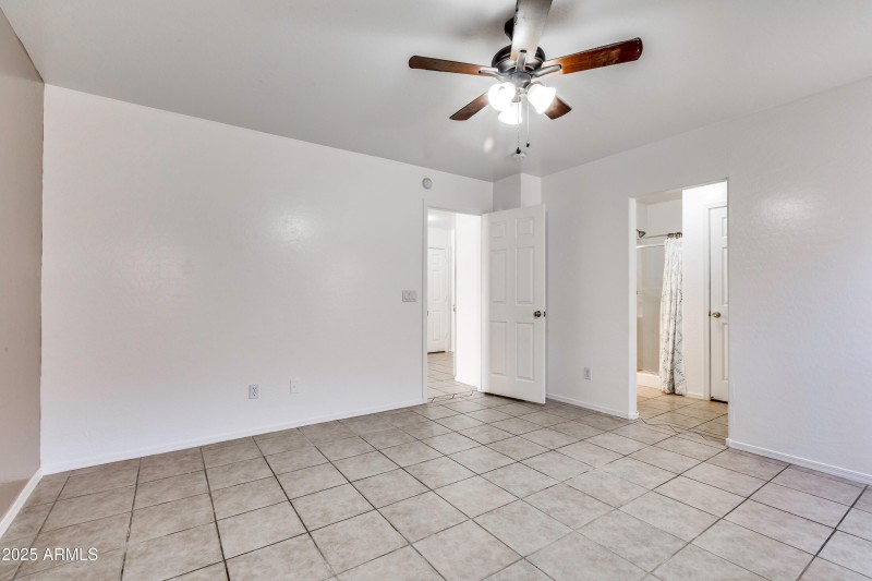 7784 N-020-024-N 56th Dr-MLS_Size