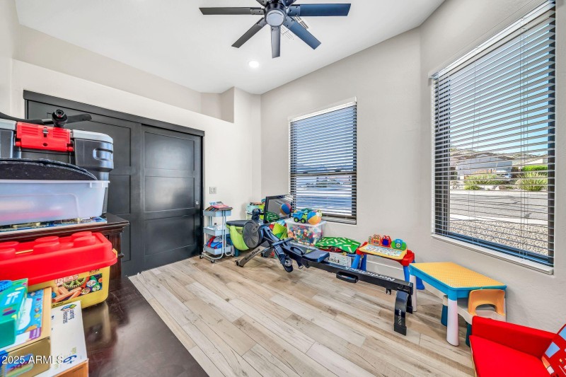 6625 W Cavedale Dr-29