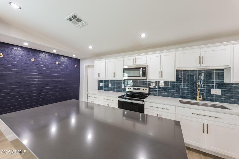 009-photo-kitchen-14652236
