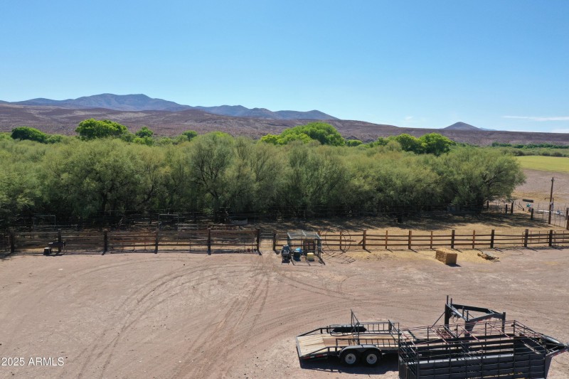 Corrals 2