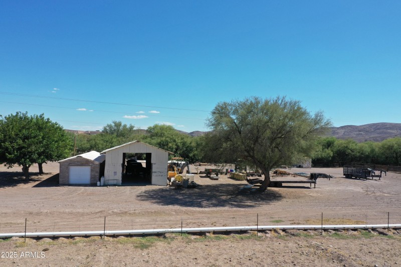 Detached Garage and Workshop