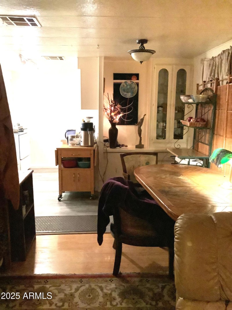 Living Dining Combo