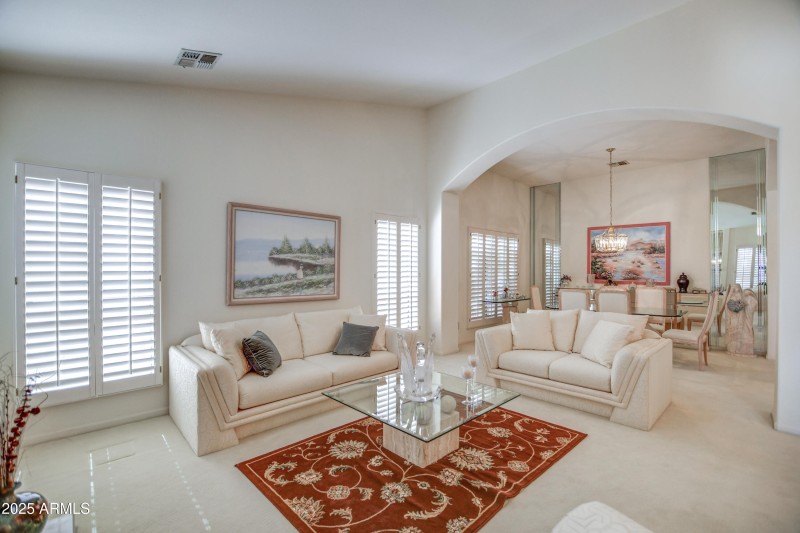 12_Living Room
